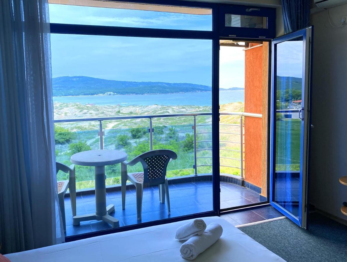 Hotel Penelope 프리모르스코 외부 사진