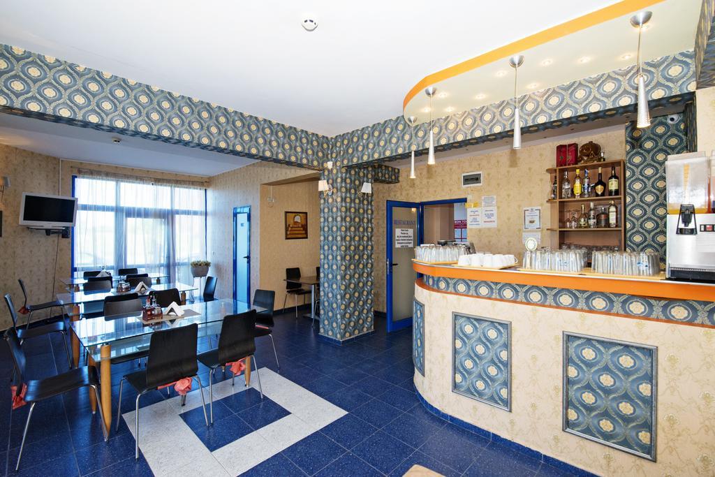 Hotel Penelope 프리모르스코 외부 사진